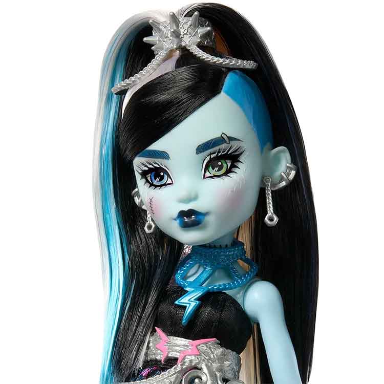 Monster High Frankie Stein Scary Sweet Birthday Doll
